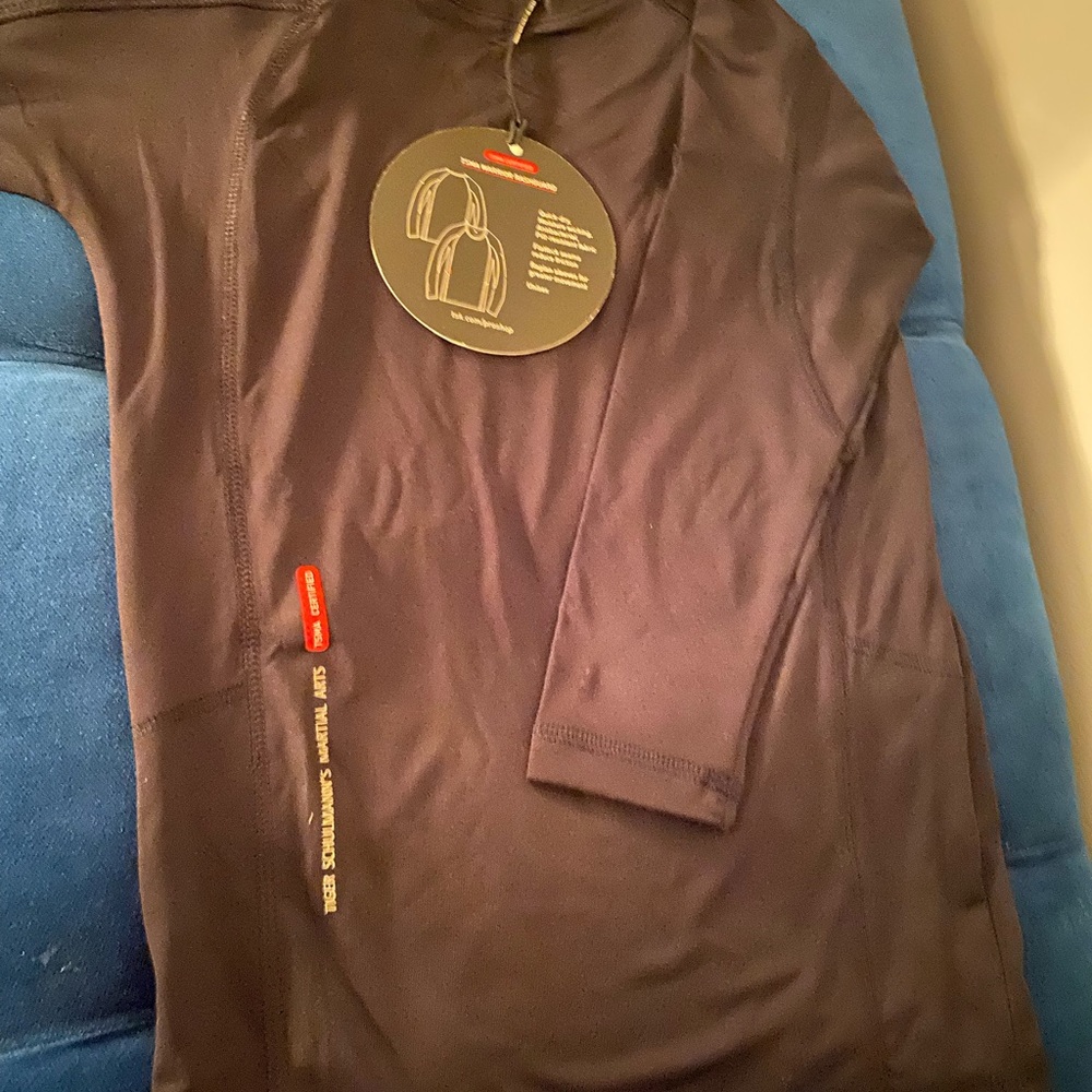NWT Tiger Schulmanns tshirt for kids